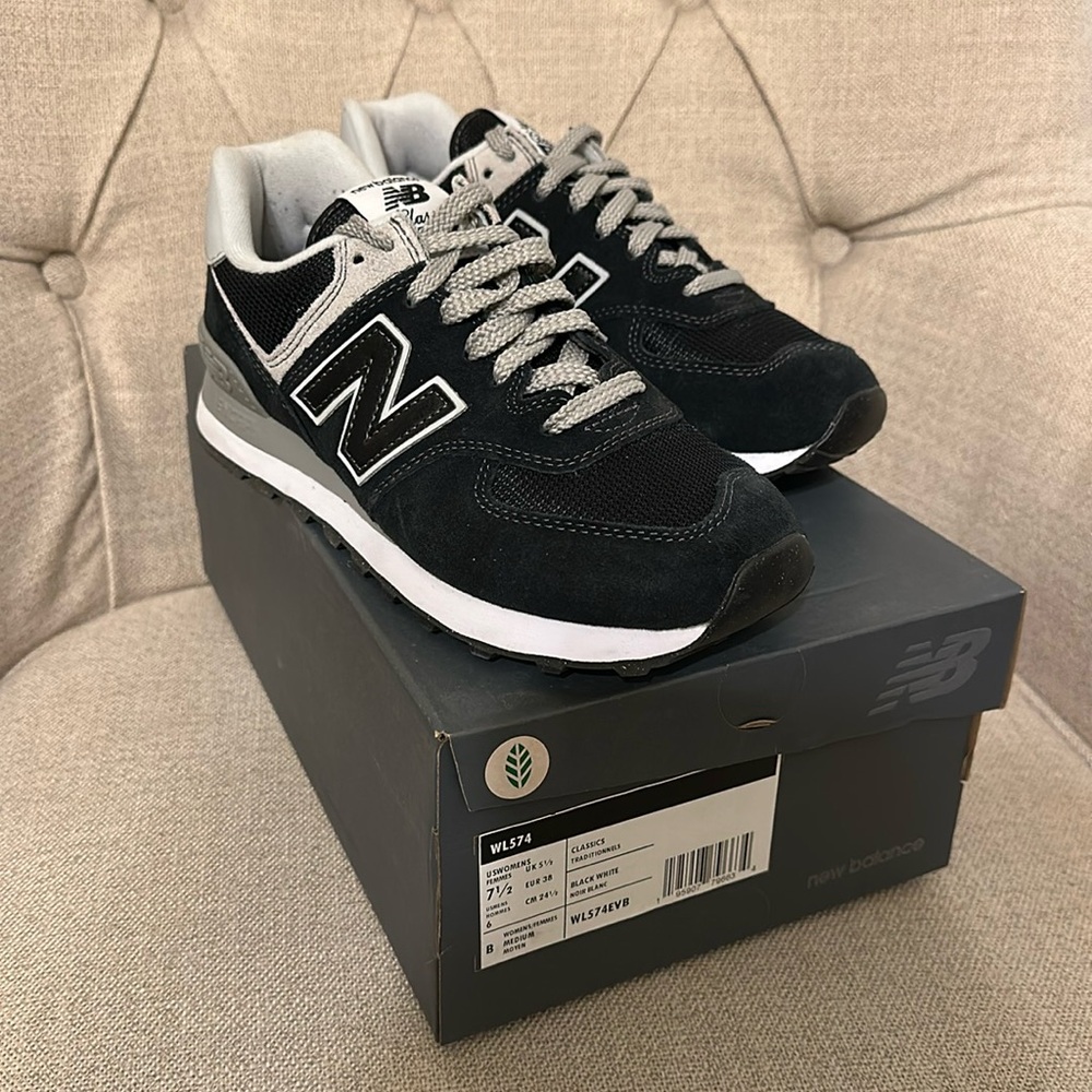 New Balance Classics 574.